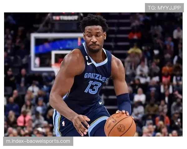 莱弗利篮下效率与护框价值分析 独行侠年轻内线成防守体系关键